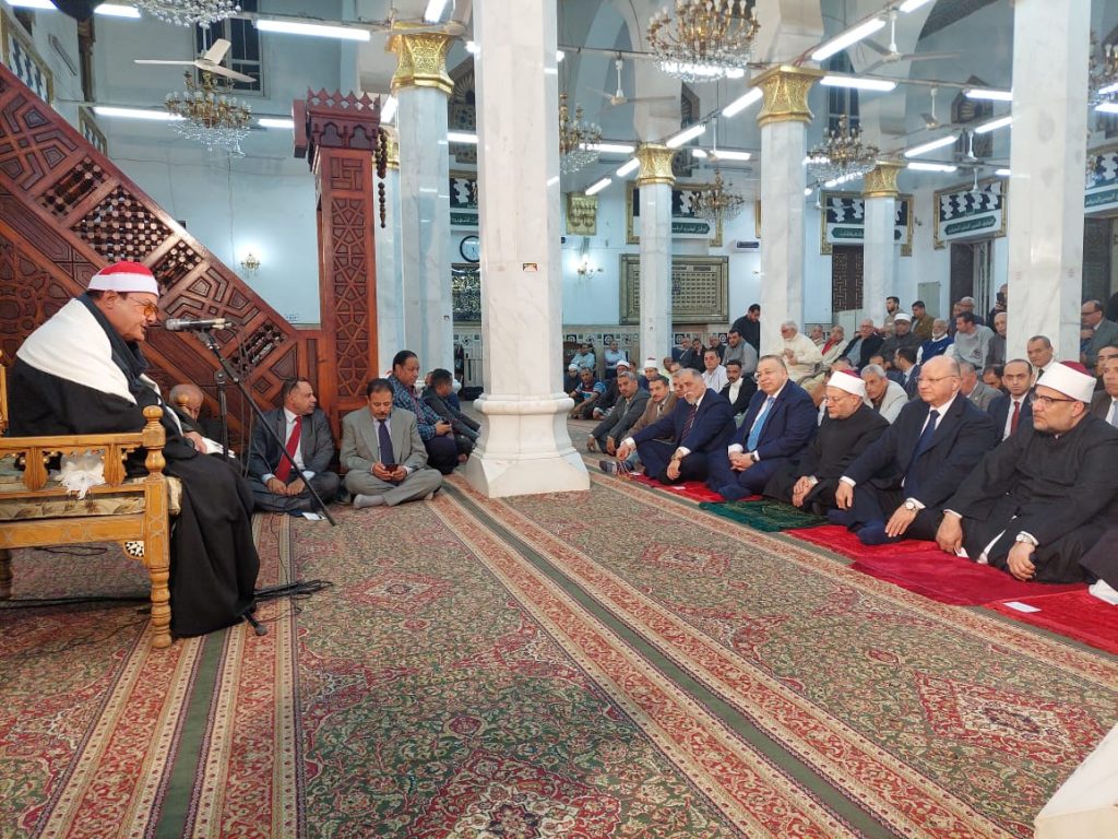 محافظ القاهرة يشهد الاحتفال بليلة النصف من شعبان بمسجد الحسين نائبا عن رئيس الجمهورية 1 31708799465