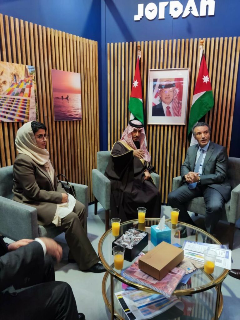 وزير السياحة والآثار يبحث مع وزيرة السياحة والصناعة التقليدية بالمغرب سبل تعزيز التعاون المشترك بين البلدين في مجال السياحة 1 474983 1 16678266471708369143
