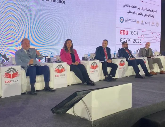 وزير التعليم العالي: نتابع تطبيق الجامعات التكنولوجية أحدث النُظم العالمية في التعليم والتدريب 1 5 301707324063