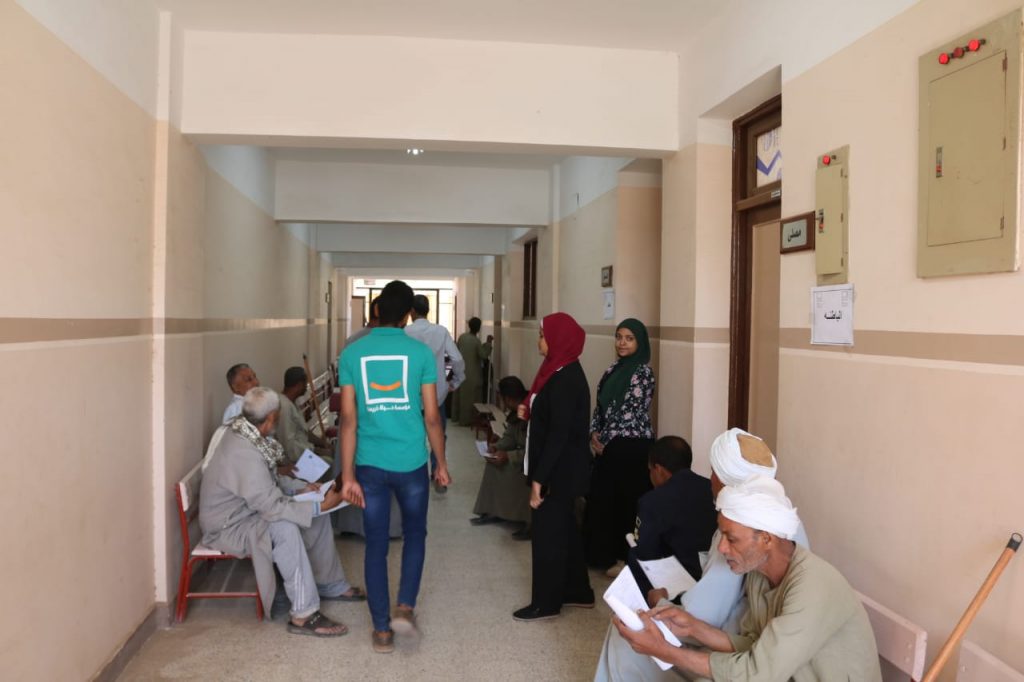 جامعة جنوب الوادي: الكشف على 872 حالة بغرب دشنا 1 5781708593783