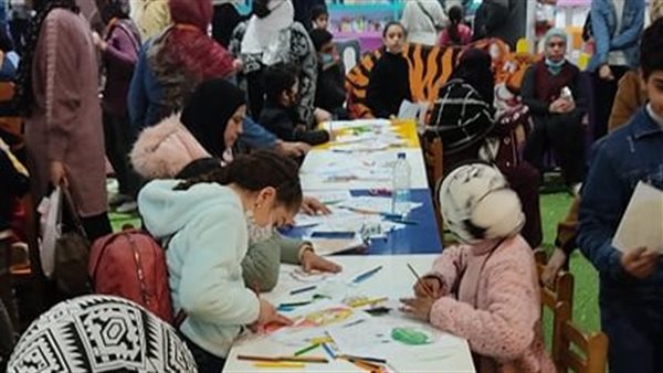 "ماراثون كتابة للأطفال" و"الخط العربي والزخرفة" أبرز فعاليات الطفل بمعرض القاهرة للكتاب في يومه العاشر 1 9301706949424