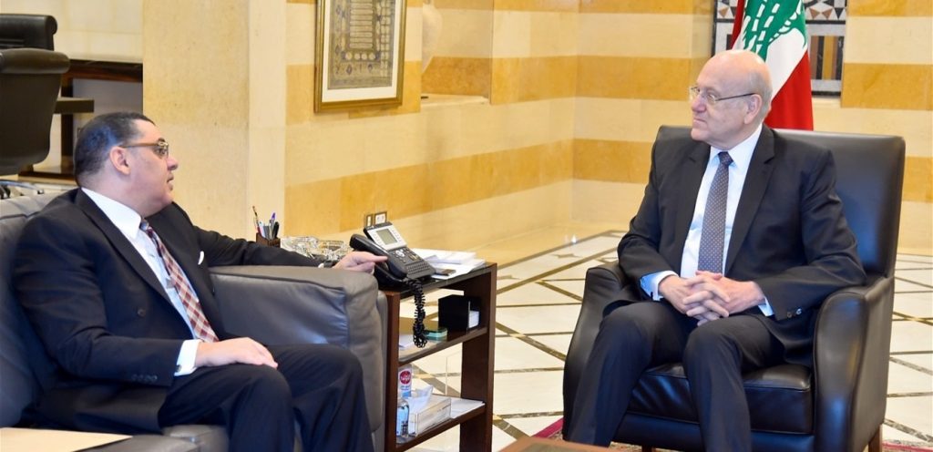 ميقاتي يبحث مع جنبلاط الأوضاع الراهنة في لبنان والأراضي الفلسطنية 1 Doc P 1054166 6381630172633740481707767043