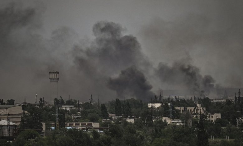 المخابرات البريطانية: القوات الروسية تزيد من هجماتها البرية على محور روبوتين جنوب أوكرانيا 1 FUurBghXoAAX8Pe1708516143