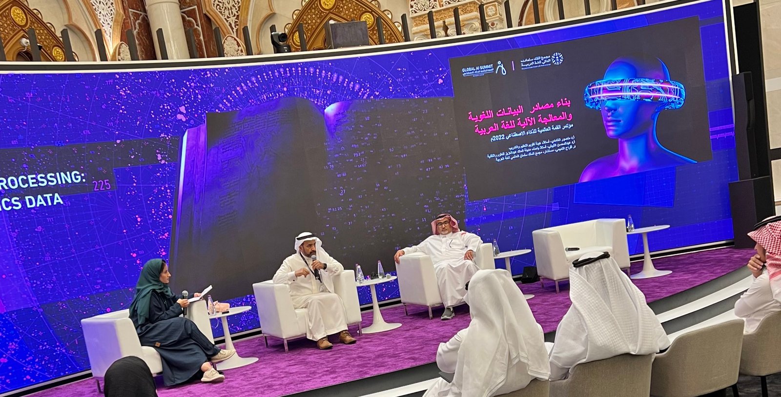 وزيرالاتصالات يشارك في جلسة حول الذكاء الاصطناعي على هامش أعمال القمة العالمية للحكومات بدبي 1 FciY3WrWYAg mb 1707850747