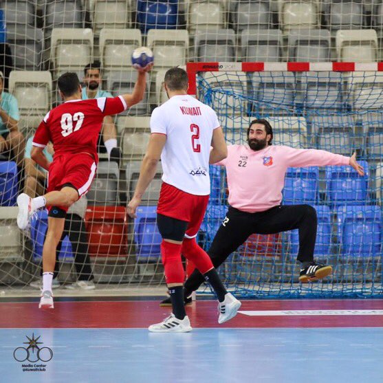 العربي القطري يفوز على برقان الكويتي في البطولة الخليجية للأندية أبطال الكؤوس لكرة اليد بالدوحة 1 FrRzttIWIAEqph71709060585