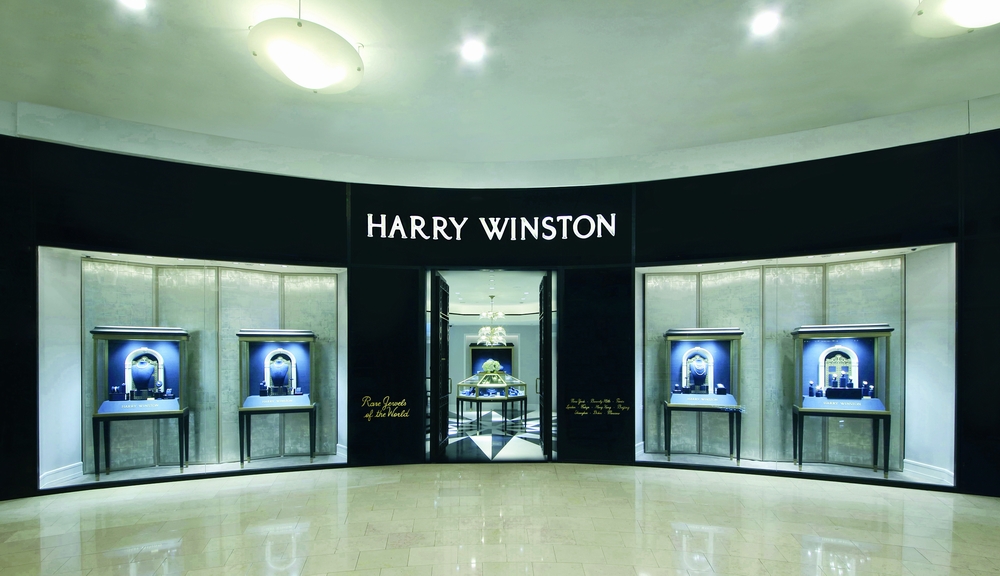 جلوبال (3) : دار هاري ونستون تفتتح صالونًا جديدًا للبيع بالتجزئة في هانغتشو، الصين 1 Harry Winston Taipei 101 Salon Print 317971707835025