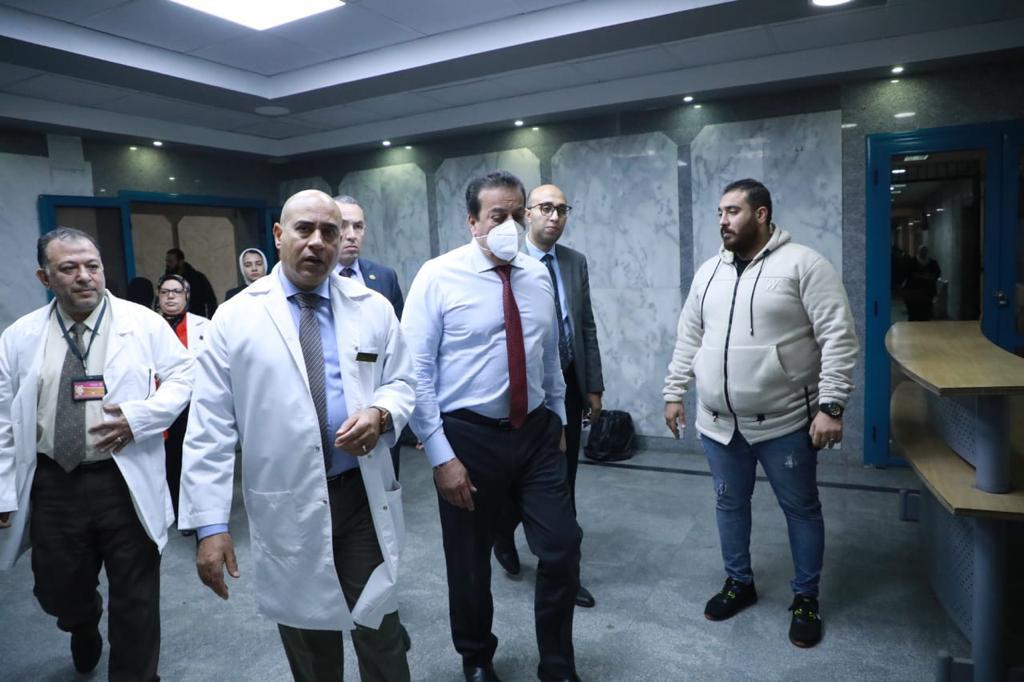 وزير الصحة يتفقد مركز طب أسرة "ميت عقبة" ضمن جولاته الميدانية المفاجئة 1 IMG 20230121 WA00141708847644