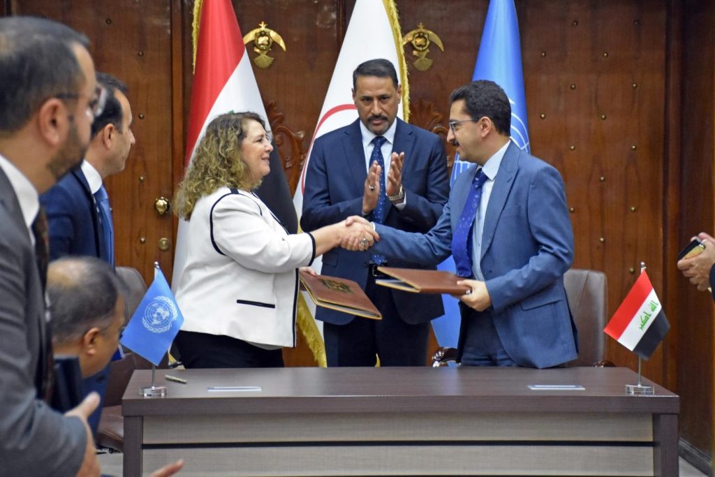 وزير الصحة وممثل برنامج الأمم المتحدة الإنمائي يبحثان دعم التطوير المؤسسي الشامل لقطاع الصحة 1 Iraq1708621563