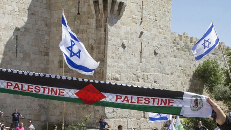 الخارجية الروسية: سنواصل الجهود في الأمم المتحدة لإنهاء الصراع الإسرائيلي الفلسطيني "في أقرب وقت" 1 106938787 getty scarf1708553104