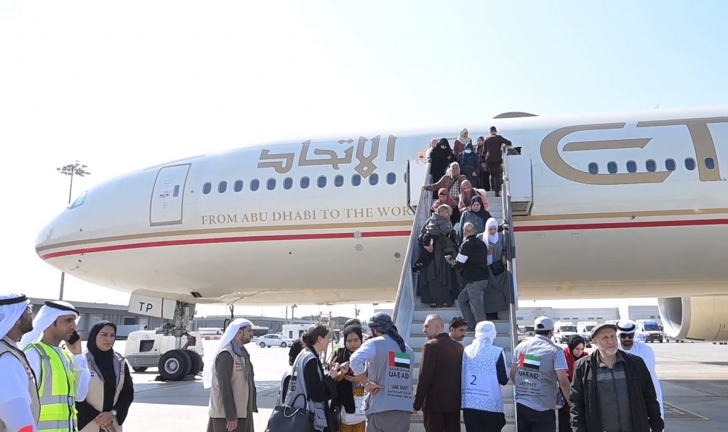 الإمارات تستقبل الدفعة العاشرة من الأطفال الفلسطينيين الجرحى ومرضى السرطان 1 image1707307803
