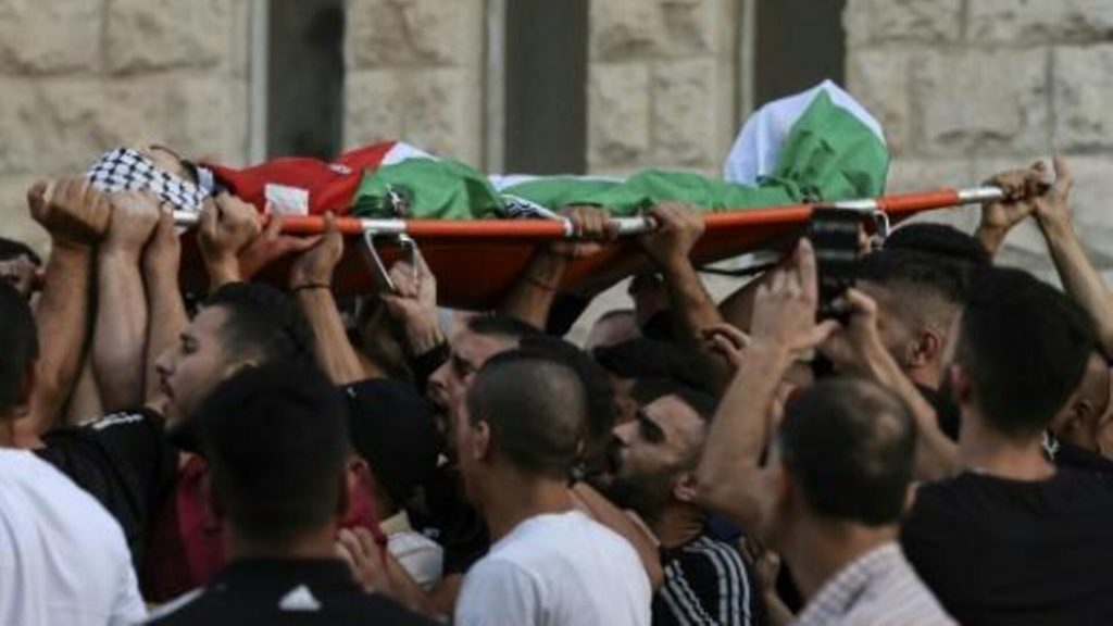 استشهاد شاب فلسطيني مُتأثرًا بإصابته برصاص الاحتلال الإسرائيلي في نابلس شمال الضفة الغربية 1 image doc 32kr68x1707387843