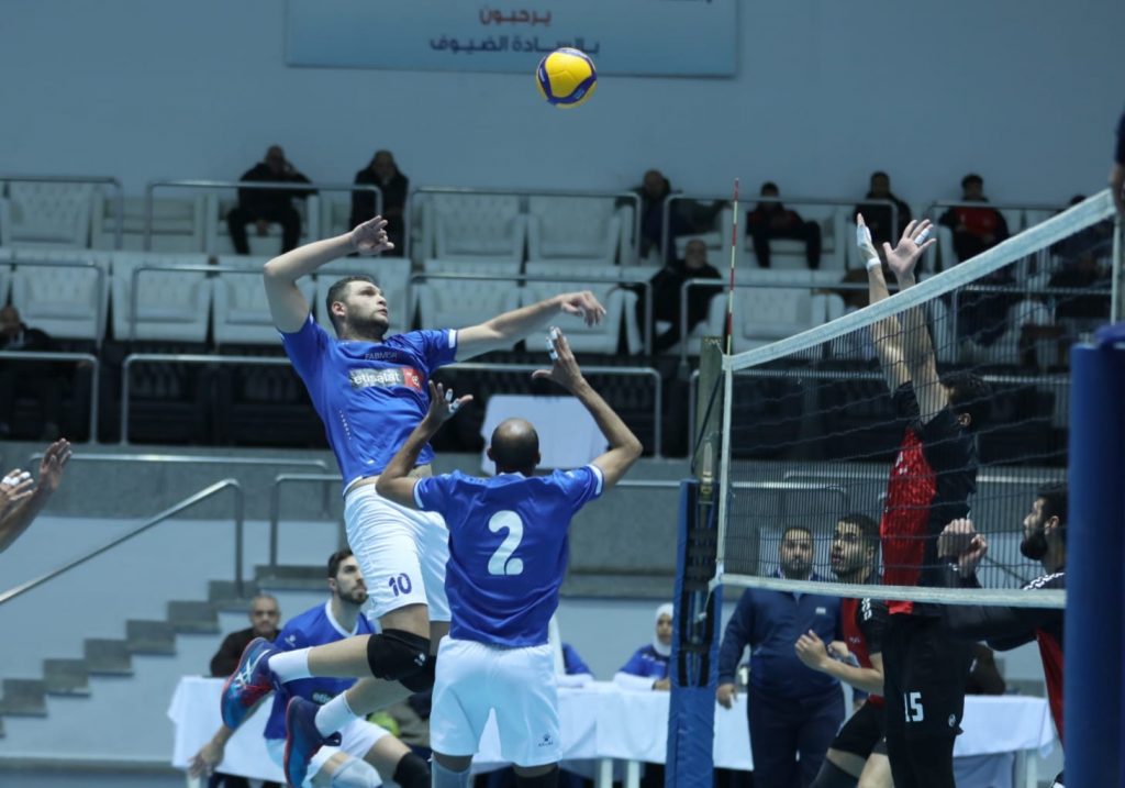 الزمالك يتأهل لنهائي كأس السوبر المصري للكرة الطائرة بالفوز على بتروجيت 3ـ0 1 qq1708890423