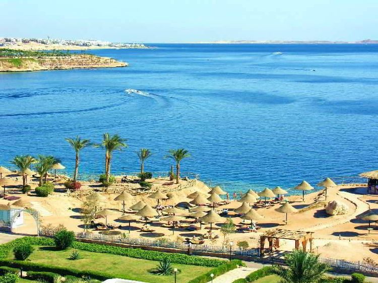 رئيس الوزراء يُثمّـن فوز مدينة شرم الشيخ بجائزة أفضل وجهة سياحية آمنة للزيارة في العالم 1 resized بالصور شرم الشيخ 11708952403