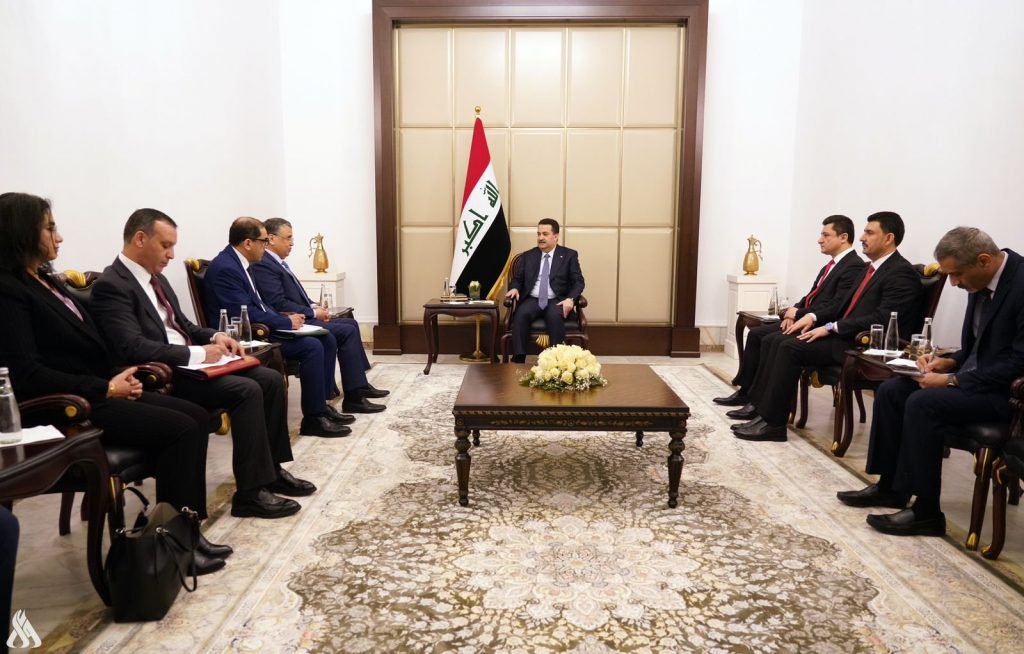 رئيس الوزراء العراقي يؤكد أهمية تعزيز التعاون مع إيران في مواجهة الإرهاب 1 upload 1678356246 12036598631707904146