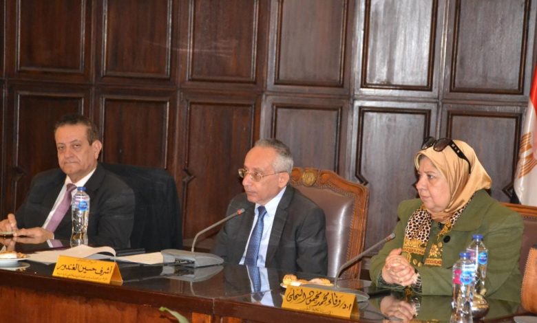 جامعة الإسكندرية تستعد لعقد فعاليات لتنمية الوعي بقضية التغيرات المناخية1707558363