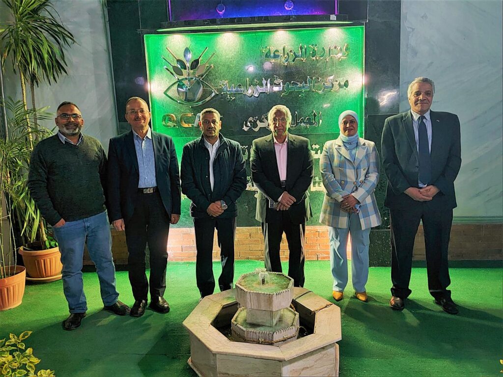 وفد مغربي يزور الحجر الزراعي المصري ومعمل متبقيات المبيدات استعدادا لتصدير البطاطس المصرية 1 زيارة وفد عمان لمعمل متبقيات المبيدات scaled1707730685