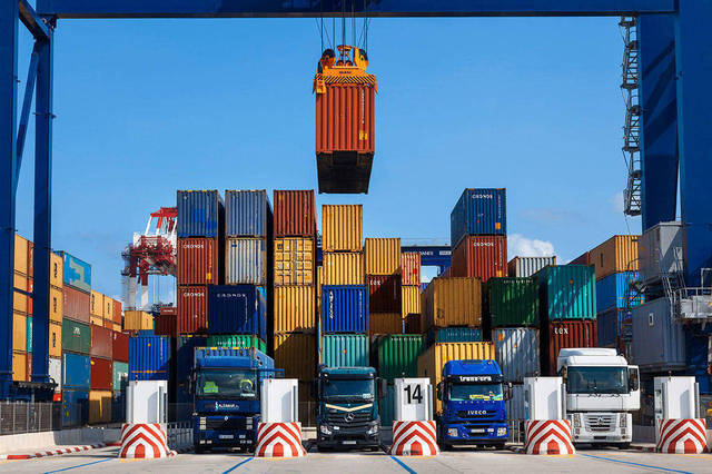 ارتفاع حجم المبادلات التجارية بين موريتانيا والمغرب إلى 300 مليون دولار خلال 2022 1 مبادلات1708552622