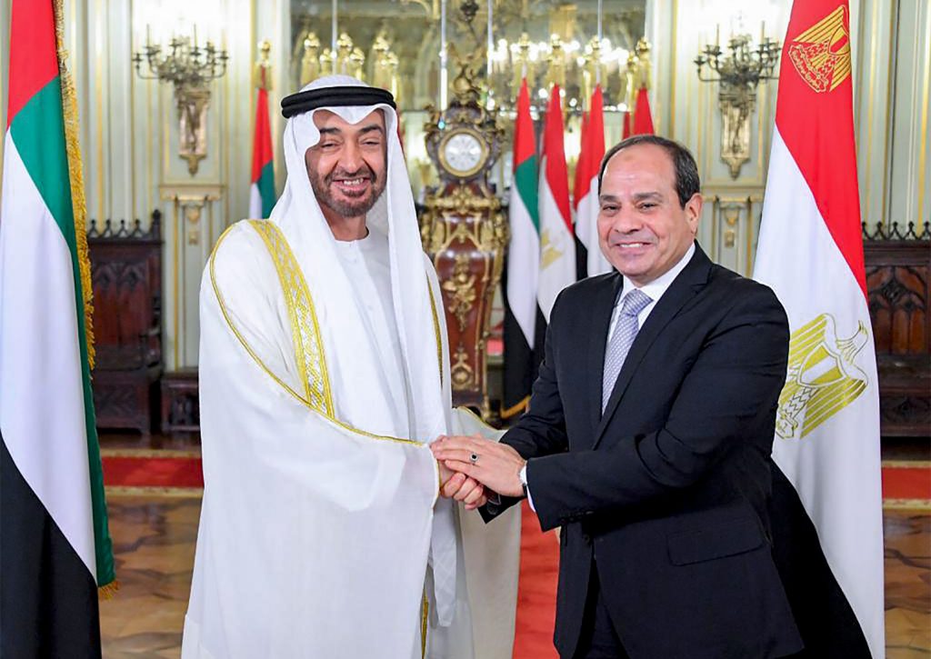 الرئيس السيسي يبحث مع رئيس الإمارات تعزيز التعاون والأوضاع بالمنطقة وغزة 1 السيسي1711209843