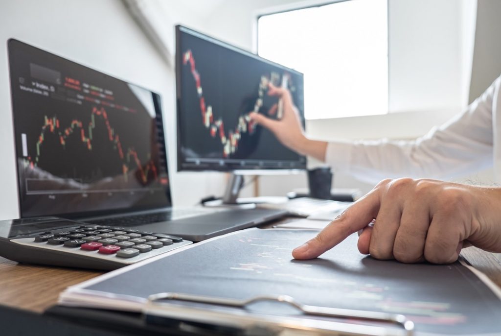 ارتفاع مؤشرات البورصة في مستهل تعاملات الأسبوع 1 1202291242429348150571711281663