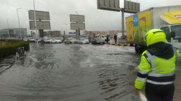 مصدر أمني ل(أ ش أ): تكثيف التواجد الميداني لمساعدة المواطنين في مواجهة تجمعات الأمطار 1 194638422616431980461710779103