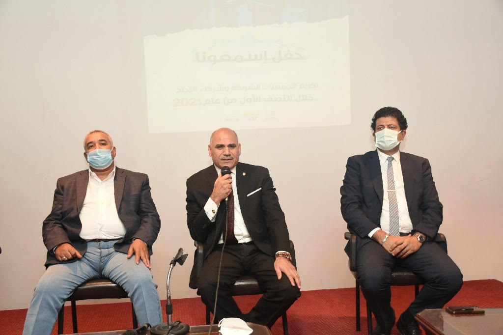 محافظ الأقصر يشيد بدور مؤسسات المجتمع المدني بالمشاركة من أجل تحقيق أهداف التنمية المستدامة 1 19 2021 637598952373572940 3571709918047