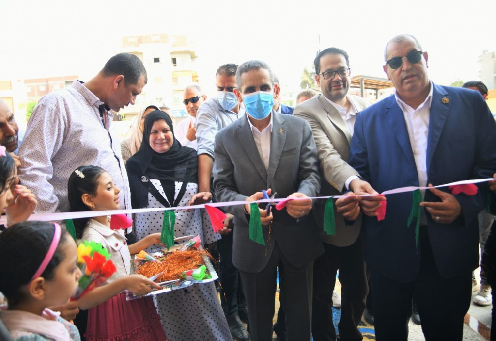 محافظ الغربية يفتتح مدرسة "منشأة جنزور" الإعدادية بتكلفة أكثر من 5 ملايين جنيه 1 19 2022 637975515950240830 241709449444