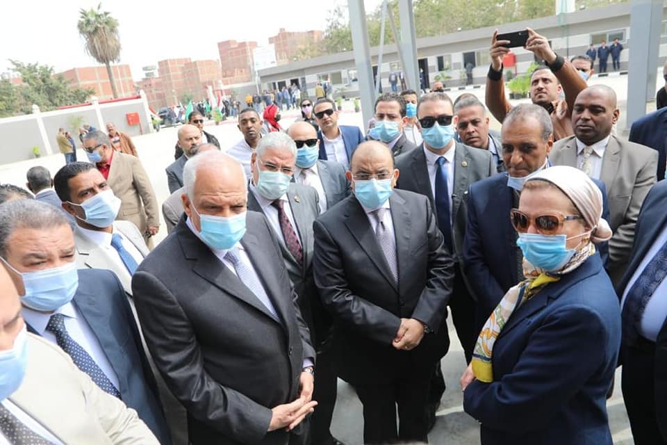 وزيرا البيئة والتنمية المحلية ومحافظ الجيزة يتفقدون منظومة التخلص الآمن من المخلفات بالجيزة 1 2021 637513184353725710 3721711357204