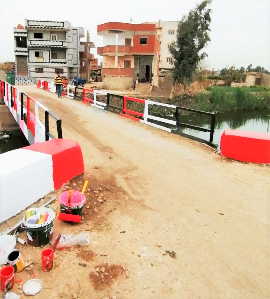محافظ الغربية يتابع أعمال رصف وتطوير قرية كفر عصام بمركز طنطا 1 2022 637834764006100594 6101709403483