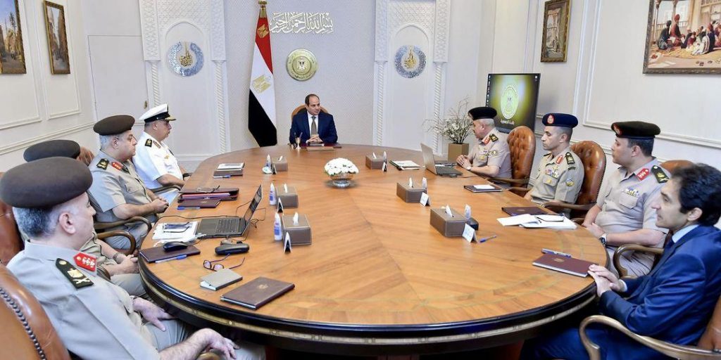 وزير الصحة يتابع الموقف التنفيذي للشبكة الوطنية للطوارئ والسلامة العامة داخل قطاعات الوزارة 1 2022 10 9 12 42 52 9481710851943