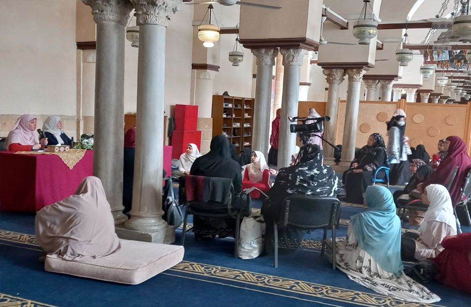 "رمضانيات نسائية" بالجامع الأزهر: لقيام الليل فضائل تعود على العبد بالنَفع في الدنيا والآخرة 1 2023 638169251032719297 2711711890184