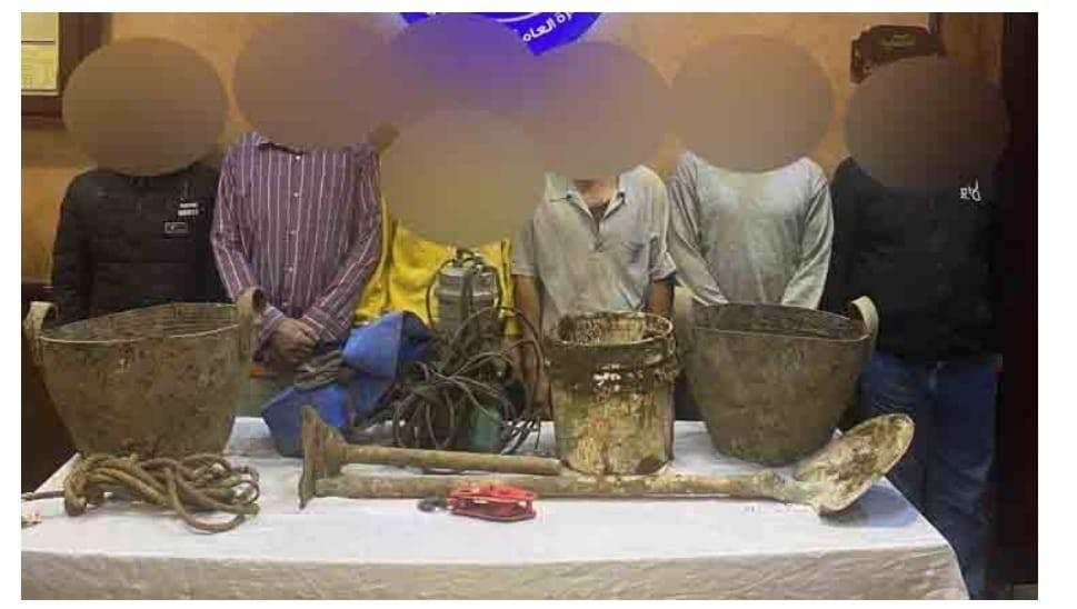 ضبط 8 أشخاص بالشرقية لقيامهم بالحفر داخل أحد المنازل بقصد التنقيب غير المشروع عن الآثار 1 2023 1 4 12 28 24 5931711027024