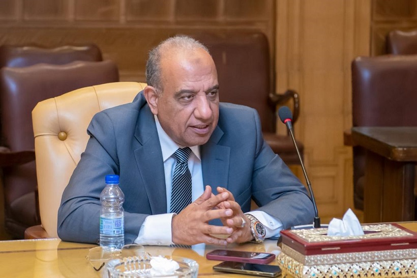 وزير قطاع الأعمال يتفقد شركة "سيناء للمنجنيز" بمدينة أبو زنيمة ويستعرض خطة التطوير وتعظيم العوائد 1 21 41711215543
