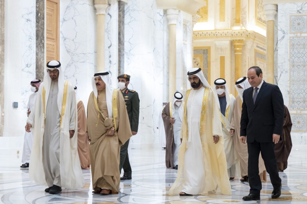 أميرالكويت يشييد بمكانة الإمارات على الساحتين الإقليمية والدولية 1 21042880314893205211709641025