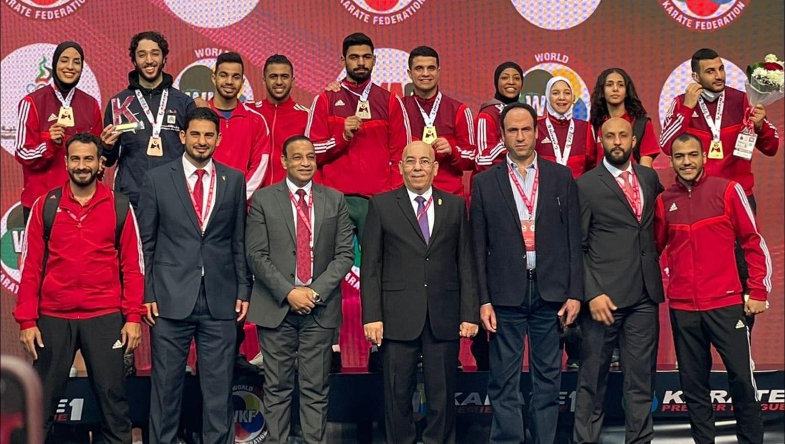 "الأهرام": تتويج مصر بدورة الألعاب الإفريقية في غانا تُبرهن على الجهد الضخم المبذول من الدولة 1 273029386 1891349454409402 1218701148721415873 n1711779487