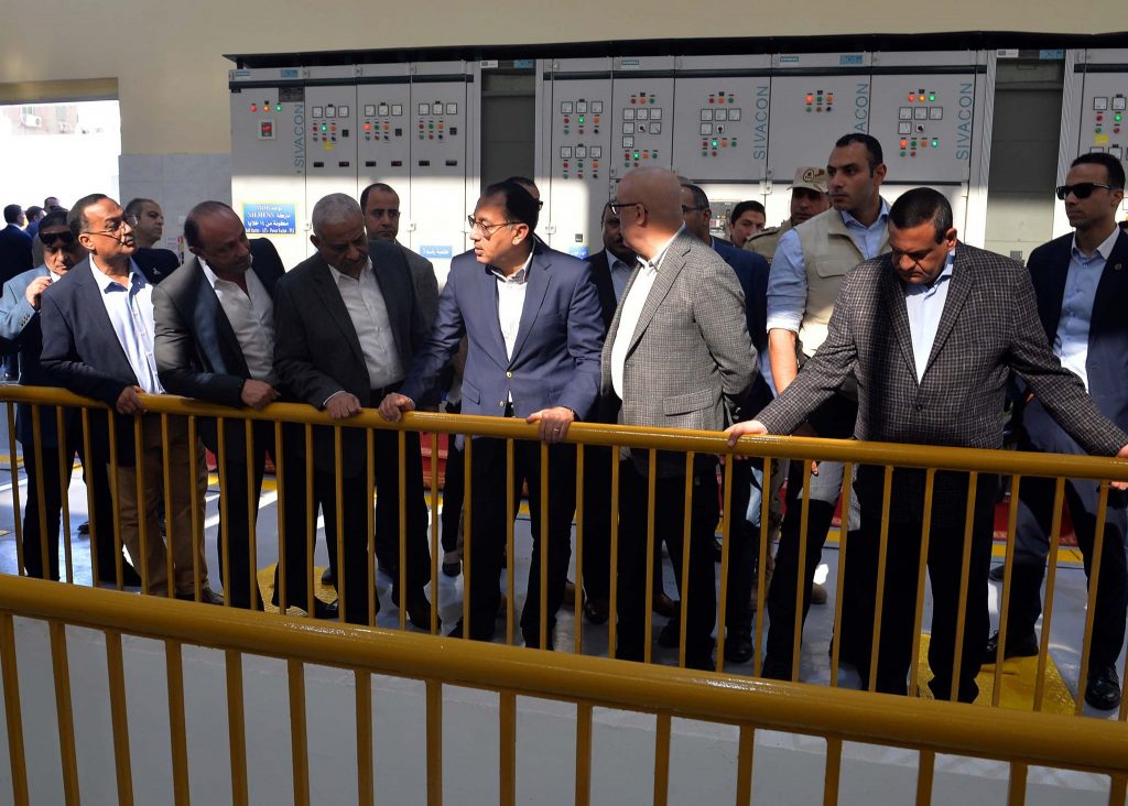 ندوة توعوية للمستثمرين ورفع كفاءة المرافق بالسويس الجديدة 1 319505115 572669991570092 8613178961531720470 n1711791904