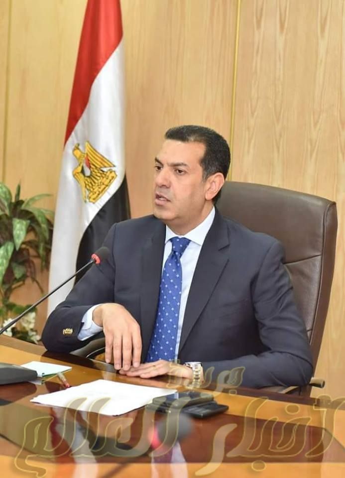 محافظ أسيوط يؤكد تقديم أوجه الدعم لإنهاء أعمال مشروعات المحاور والطرق والكباري 1 48cad76fc43dae6297404a388dd9e9141710582603