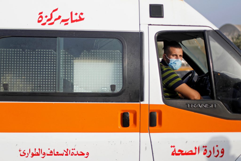 وفد البرلمان الأوروبي يزور الجرحي الفلسطينيين بمستشفي العريش 1 60b4d2e14236047a542d1ea21709473925