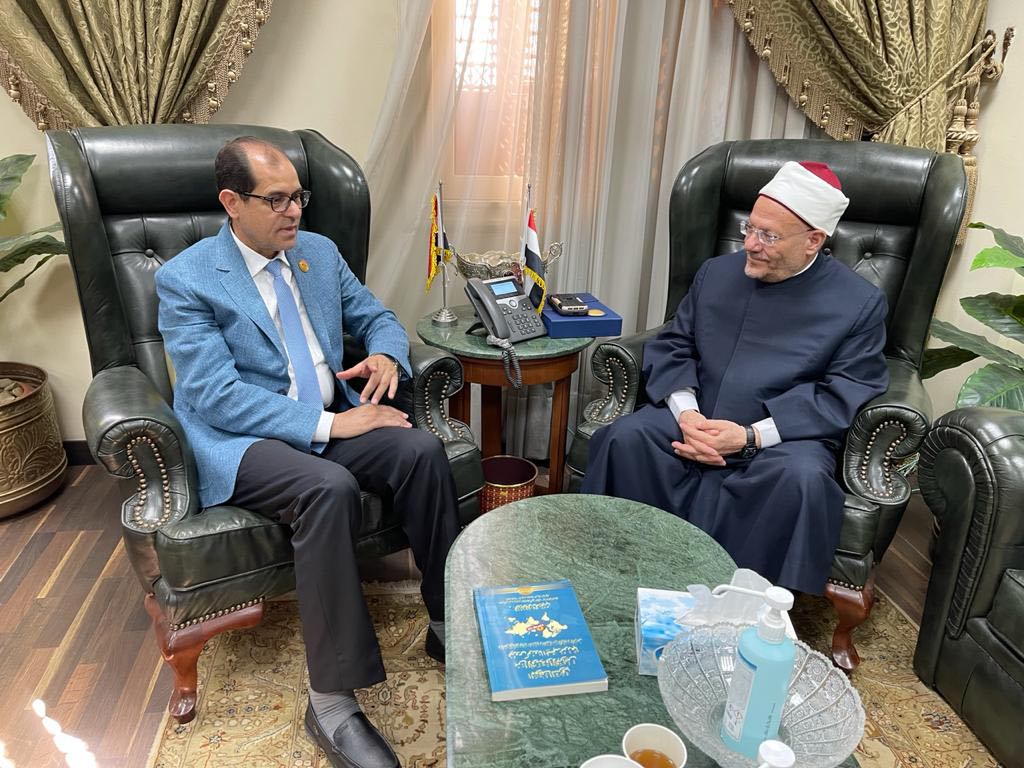 رئيس "دينية الشيوخ" يؤكد ضرورة العناية بالجانب الخلقي والقيمي بالمناهج التعليمية والمدرسية 1 8511709643604
