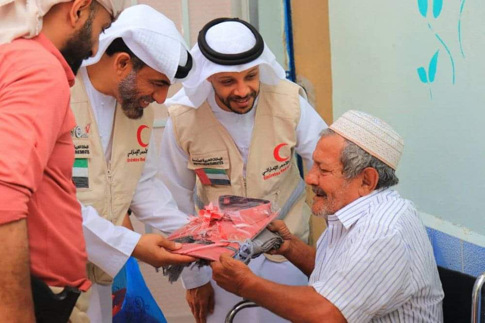 الهلال الأحمر الإماراتي: مصر والإمارات تعملان بروح التآخي والتآزر في الوقوف مع الشعب الفلسطيني 1 FB IMG 15507429702601711832889