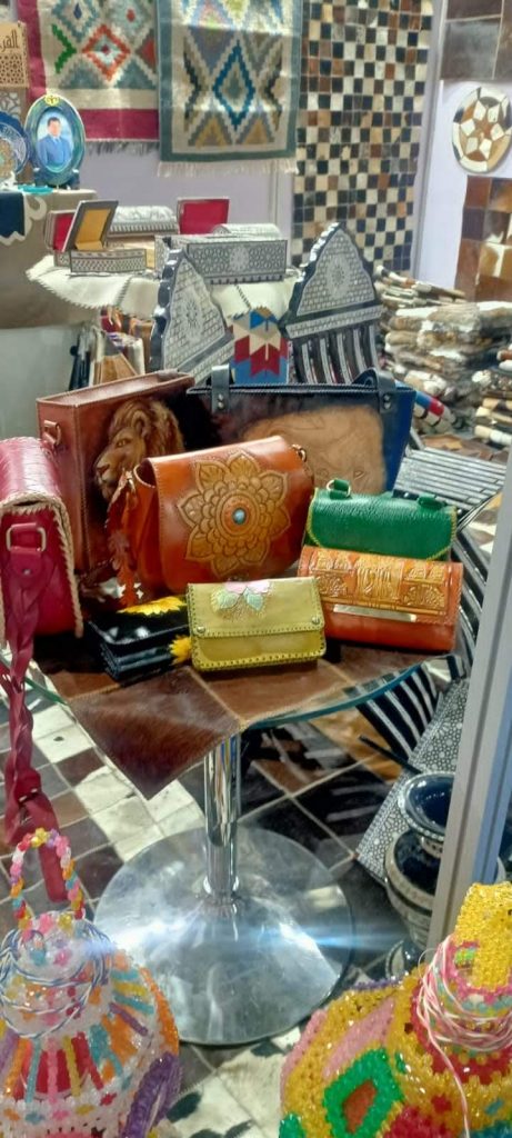 "الشباب والرياضة": معرض للحرف التراثية واليدوية بسوهاج لتسويق منتجات الورش الحرفية لأندية المرأة 1 FB IMG 16772350827781709389564