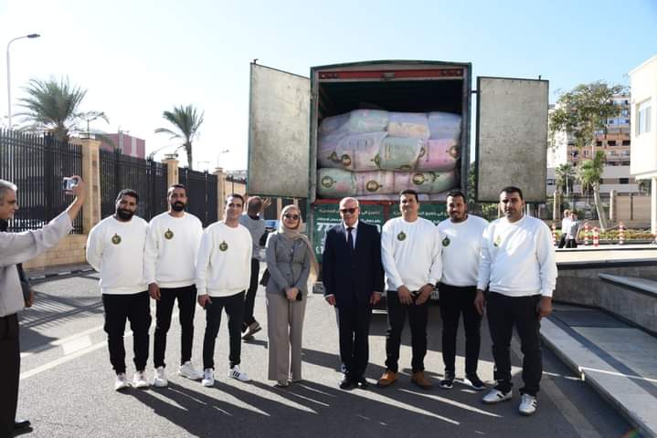 "بيت الزكاة والصدقات" يتلقى تبرعات 11 شاحنة مساعدات من مؤسسة بريطانية لدعم فلسطين 1 IMG 20221102 WA00011710169503