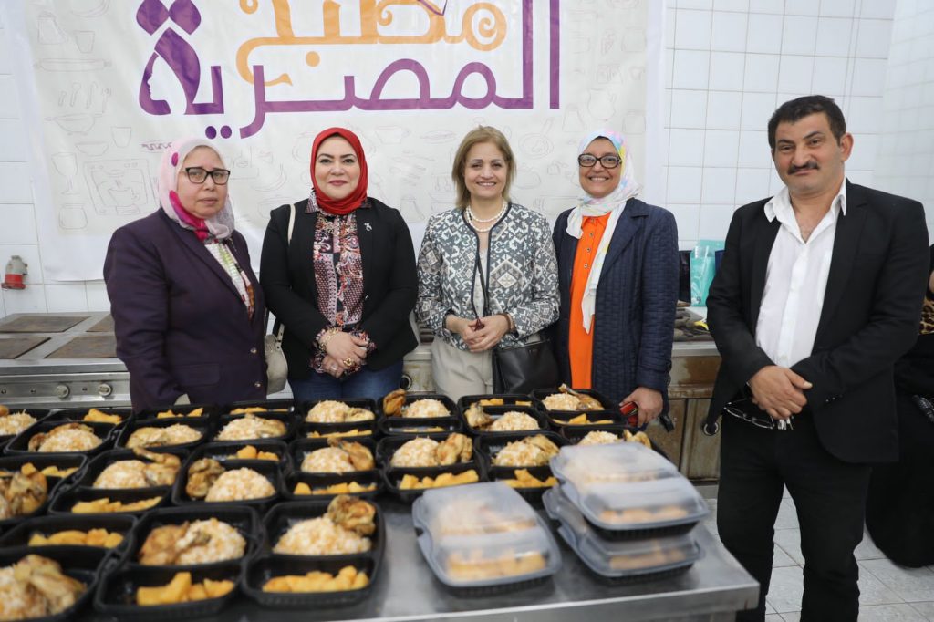 قومي المرأة بالمنيا يطلق مبادرة "مطبخ المصرية" خلال شهر رمضان 1 IMG 20230319 WA00041710599884