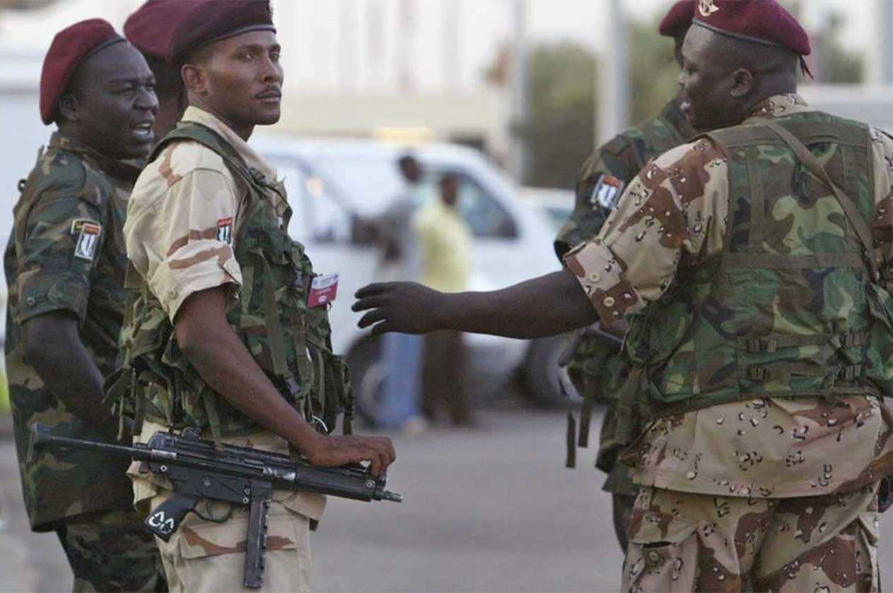 كباشي يجدد عزم القوات المسلحة السودانية على تطهير البلاد من دنس التمرد والقضاء على المليشيا 1 LtlKP1711662964