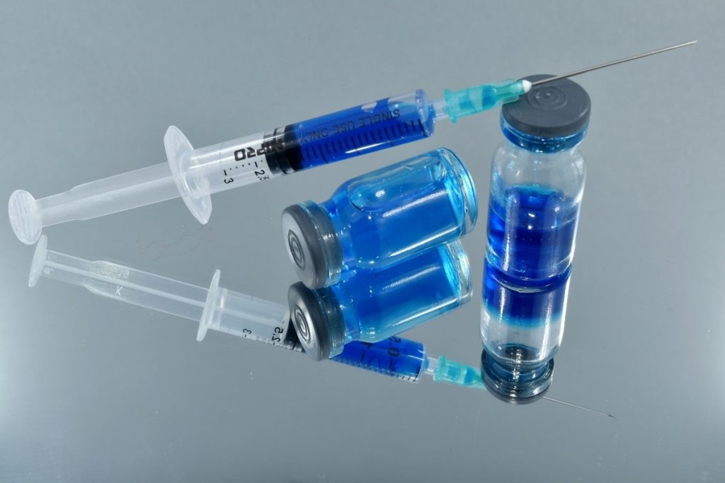 جلوبال (8): عقار BC 007 المطور من قبل شركة Berlin Cures والذي يستهدف الآثار طويلة الأمد لفيروس كورونا: أظهرت الأبحاث تطورًا ملحوظًا خلال المرحلة الثانية من التجارب التي أجريت على أكثر من 50% من المرضى الذين خضعوا للتجربة السريرية 1 PIXNIO 2377995 1200x800 11709719506