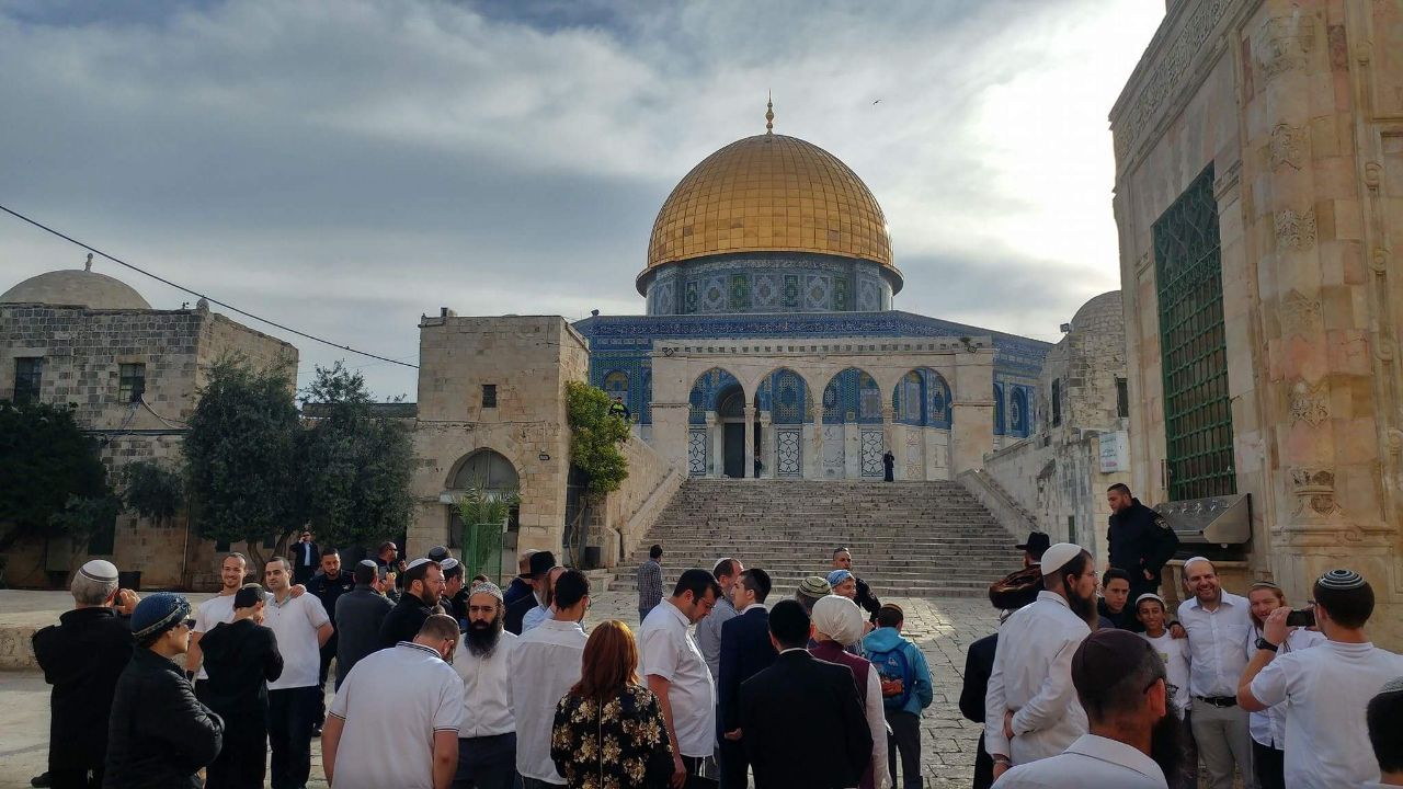 275 مُستوطنا يقتحمون الأقصى في أول أيام رمضان والاحتلال الإسرائيلي يعتقل 25 فلسطينيا بالضفة 1 ed455ce6 c7f8 4bfd 8107 cea14246d30e1710154624