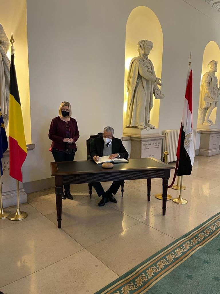 رئيس وزراء بلجيكا: نتطلع إلى أن تؤتي الشراكة الاستراتيجية مع مصر بثمارها في الاستثمار 1 elaosboa470161710685024