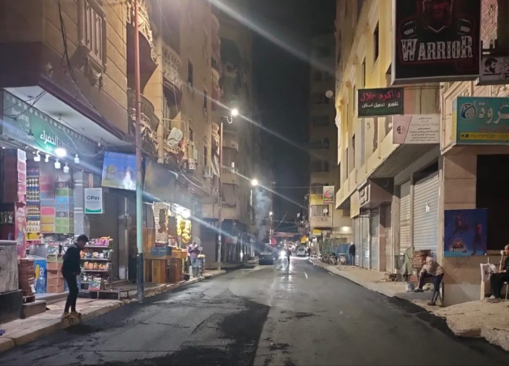 محافظ الإسكندرية: البدء في تنفيذ الخطة الاستثمارية لرصف 10 شوارع بأحياء المدينة 1 elaosboa510481709740504