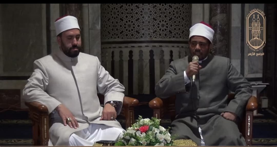 ملتقى رياض الصائمين بالجامع الأزهر : الدعاء و التوكل على الله من أعظم أسباب النصر في غزوة بدر الكبرى 1 elaosboa625301711549086
