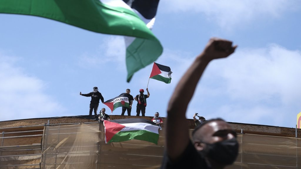 الرئاسة الفلسطينية تُرحب بقرار مجلس الأمن المتعلق بوقف فوري لإطلاق النار في قطاع غزة 1 image1711388587