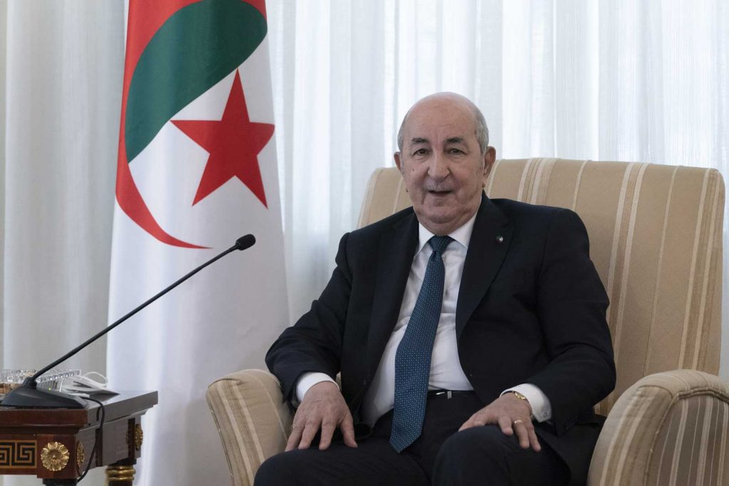 الرئيس الجزائري: نستهدف ناتجا محليا بقيمة 400 مليار دولار خلال 2026 1 image1711841343